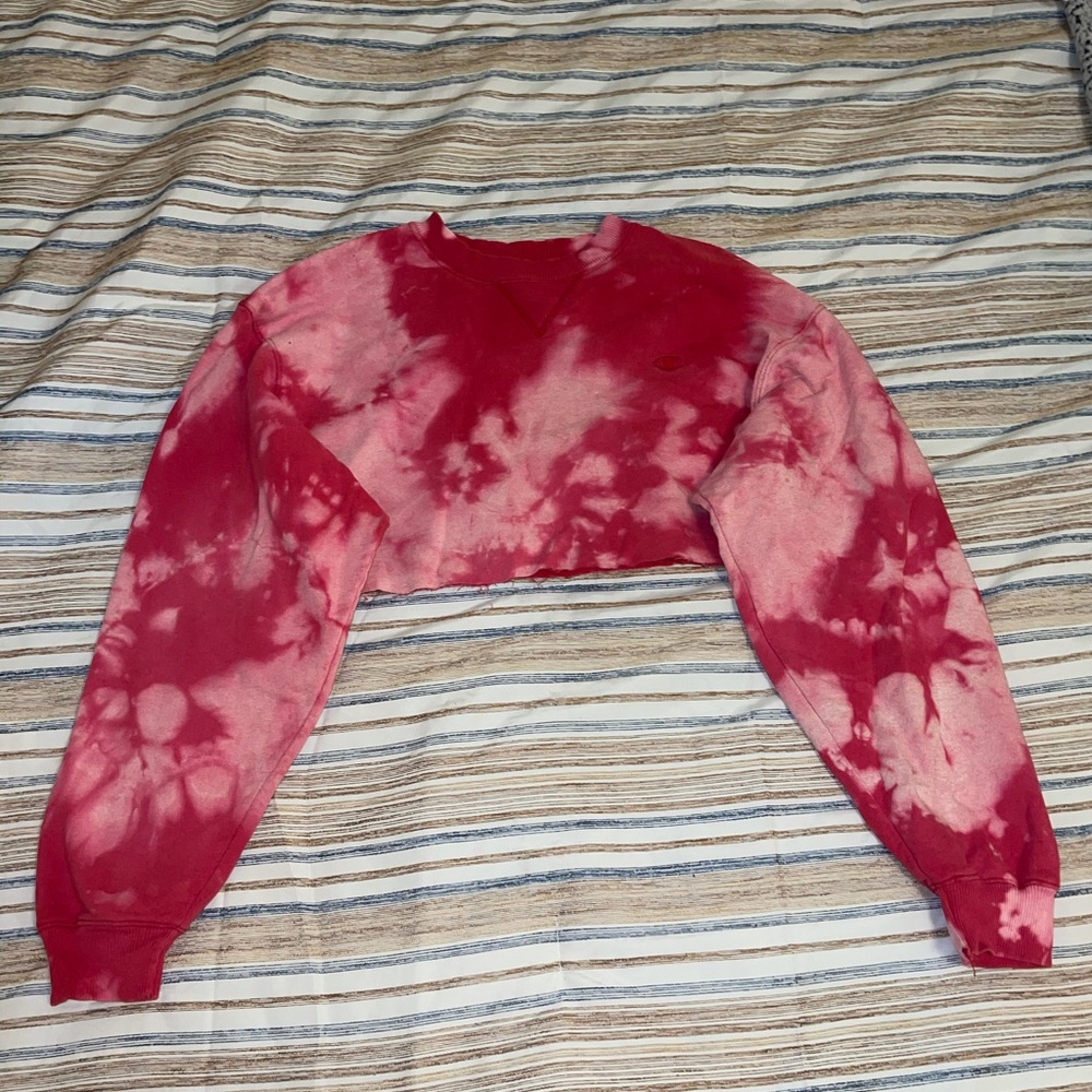 BLEACH TIE DYE CHAMPION CROPPED CREWNECK